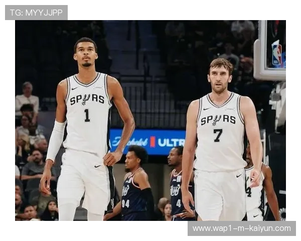 马刺近16战15胜1负 攻防两端均跻身联盟前五再现冠军相 马刺近16战15胜1负 攻防两端均跻身联盟前五再现冠军相